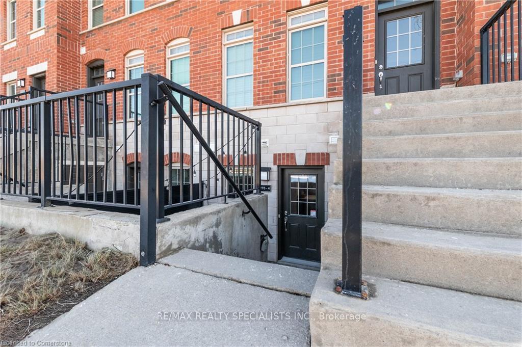 Photo 2 of Unit 4, 275 Max Becker Drive, Kitchener — HOMEH