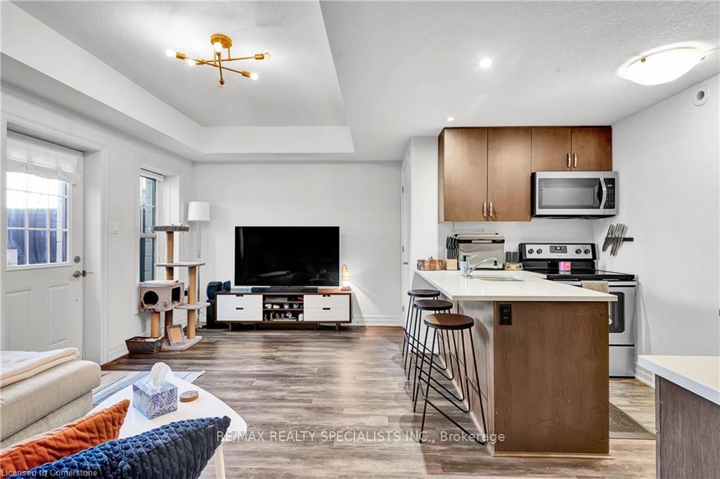 Photo 7 of Unit 4, 275 Max Becker Drive, Kitchener — HOMEH