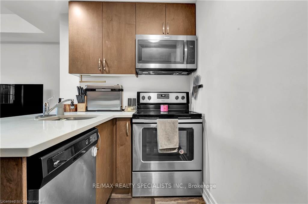 Photo 25 of Unit 4, 275 Max Becker Drive, Kitchener — HOMEH
