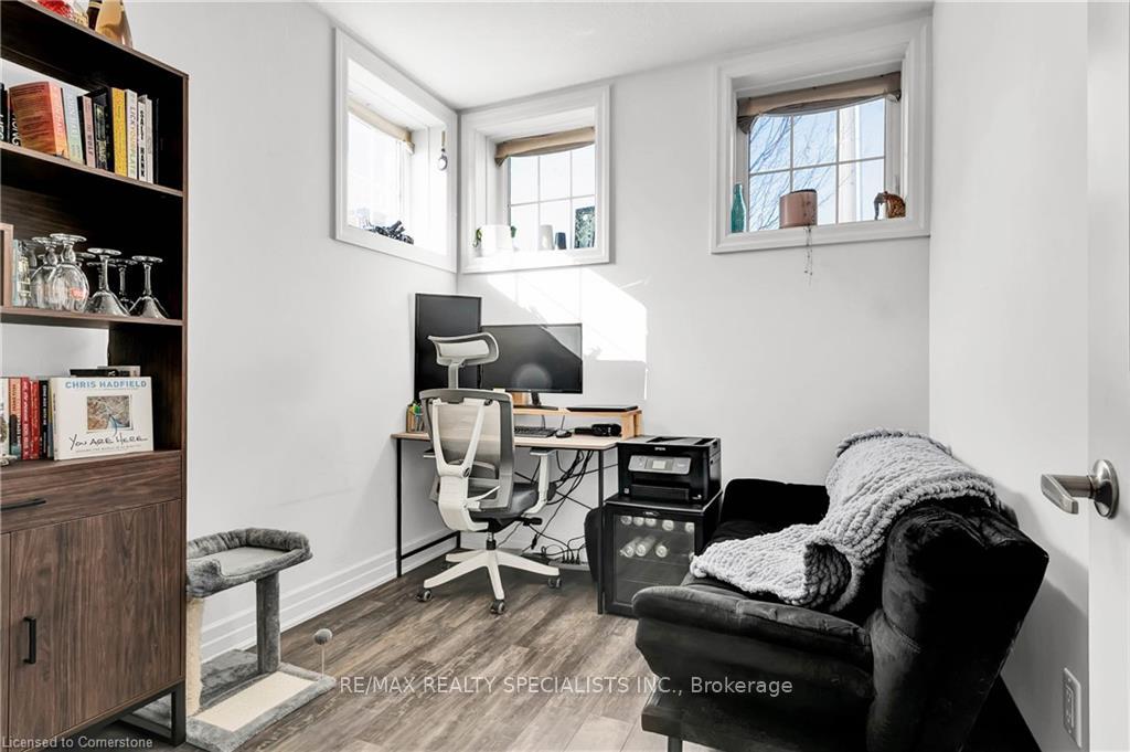 Photo 11 of Unit 4, 275 Max Becker Drive, Kitchener — HOMEH