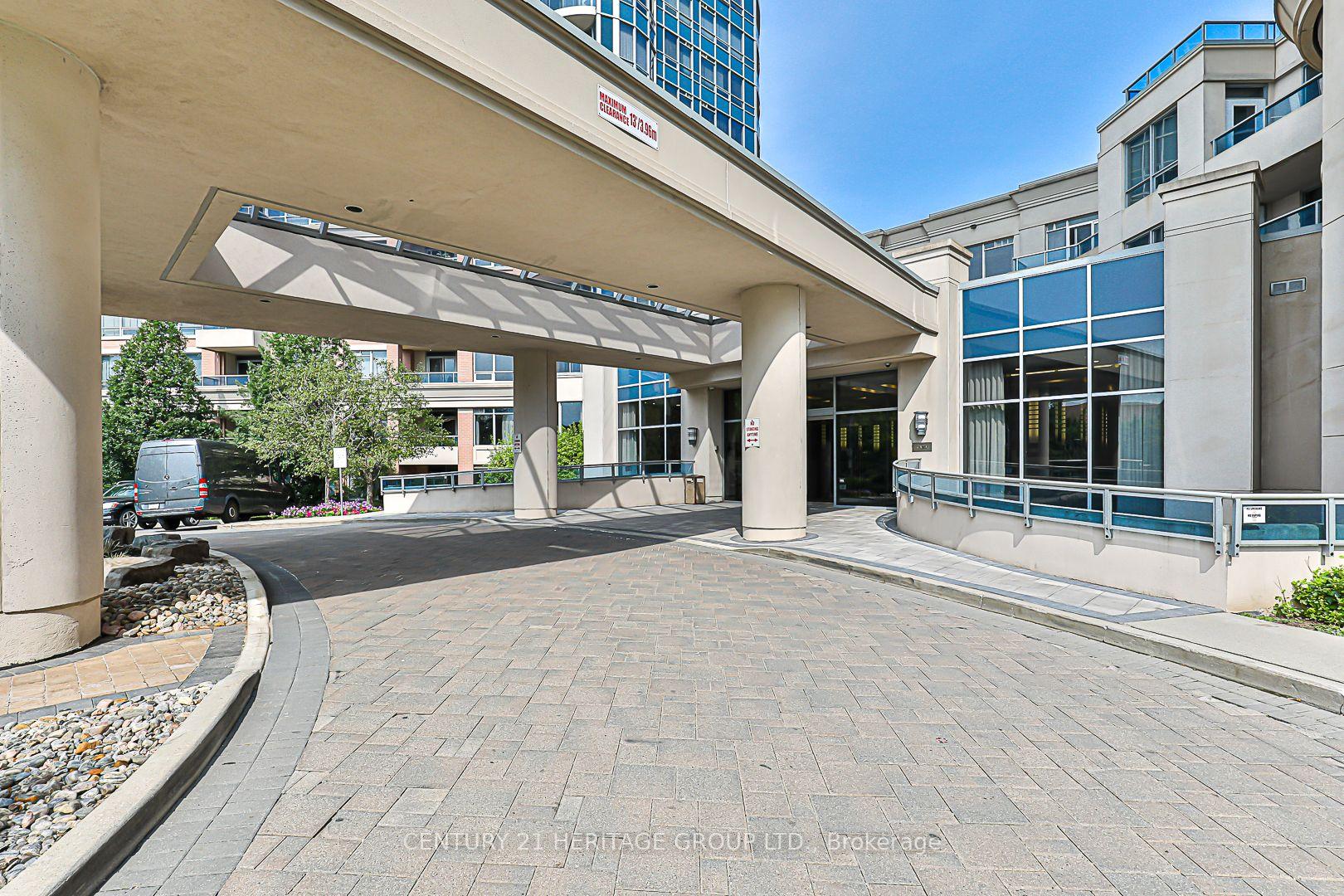 Photo 33 of Unit 905, 33 Cox Boulevard, Markham, Unionville — HOMEH