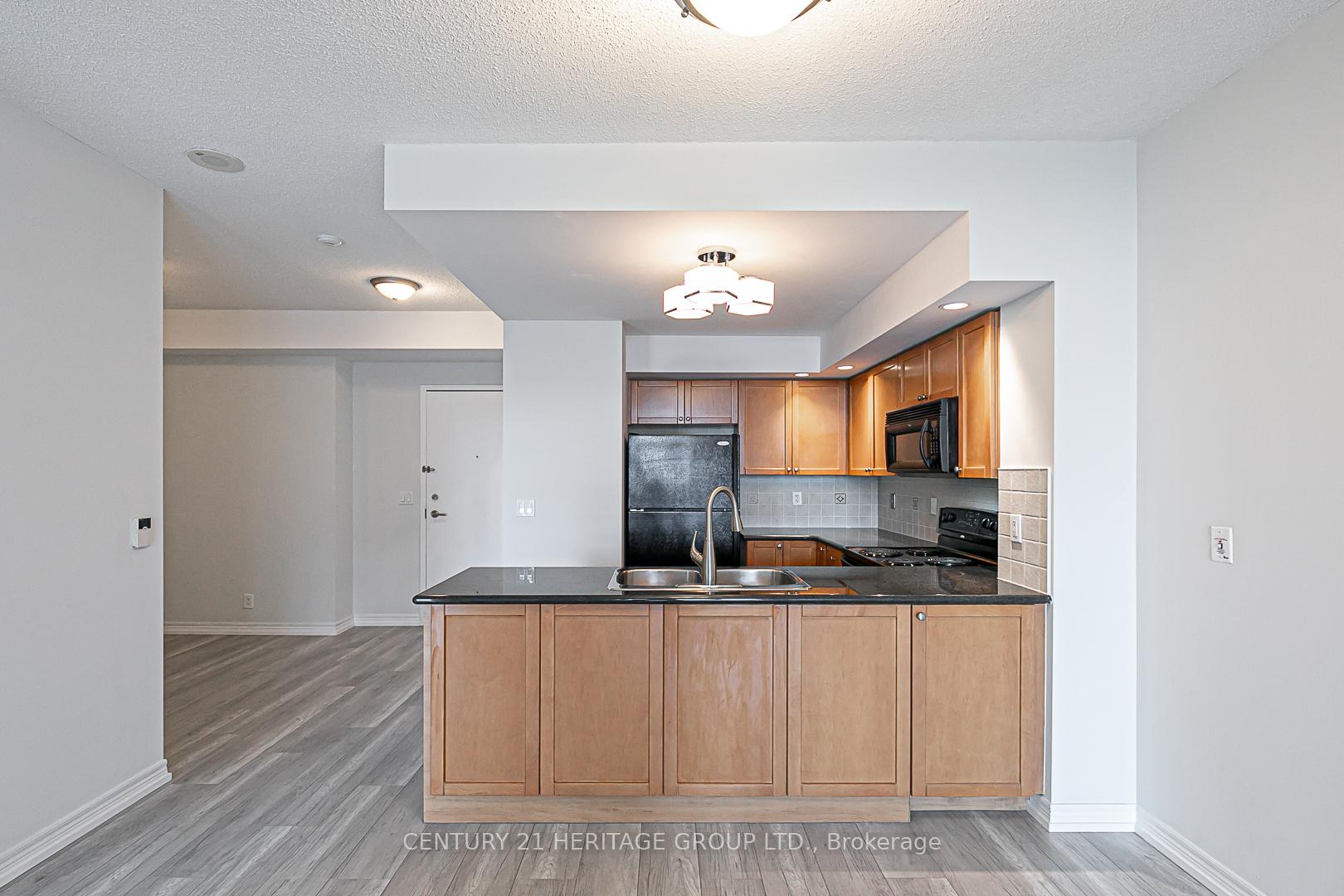 Photo 7 of Unit 905, 33 Cox Boulevard, Markham, Unionville — HOMEH