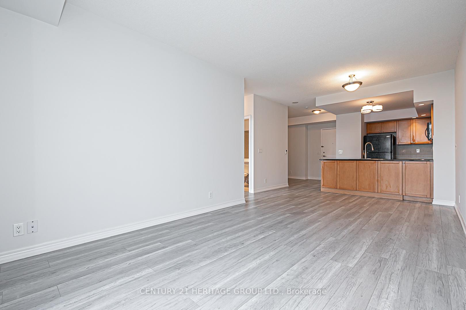 Photo 23 of Unit 905, 33 Cox Boulevard, Markham, Unionville — HOMEH