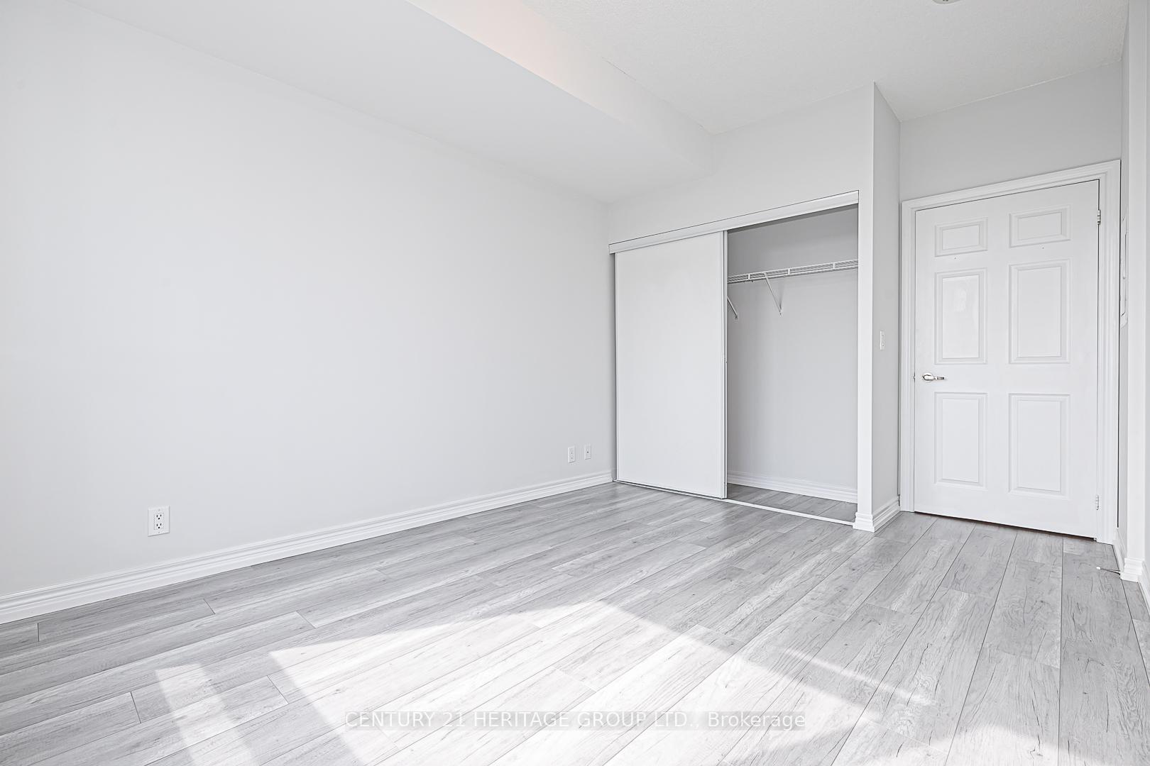 Photo 20 of Unit 905, 33 Cox Boulevard, Markham, Unionville — HOMEH