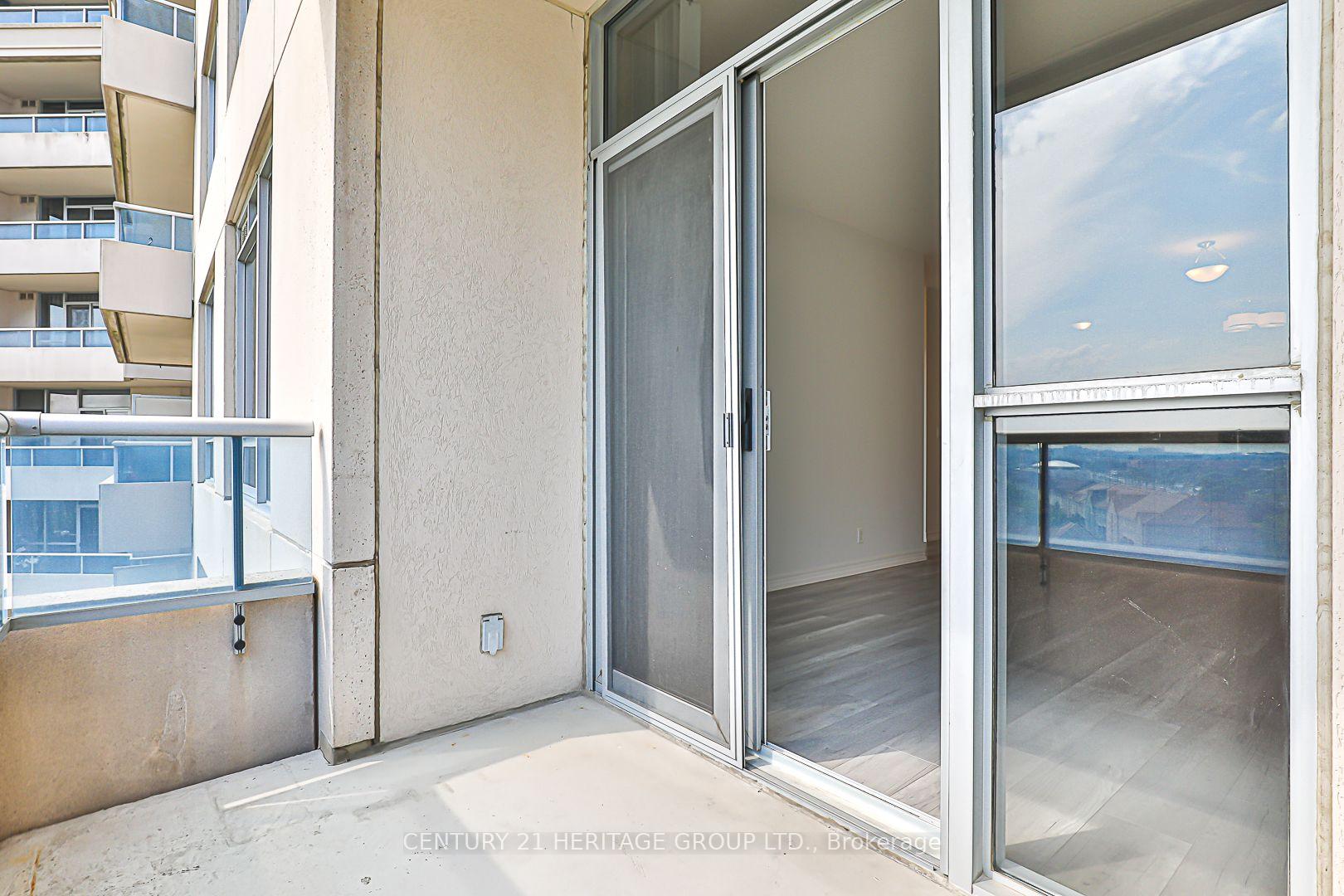 Photo 31 of Unit 905, 33 Cox Boulevard, Markham, Unionville — HOMEH