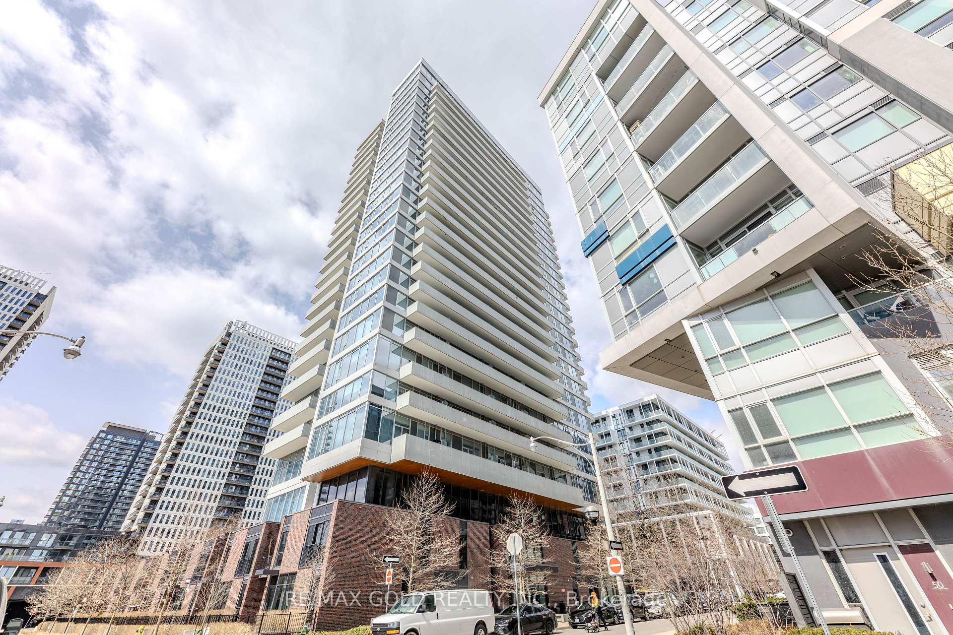 Front of Unit 1909, 20 Tubman Avenue