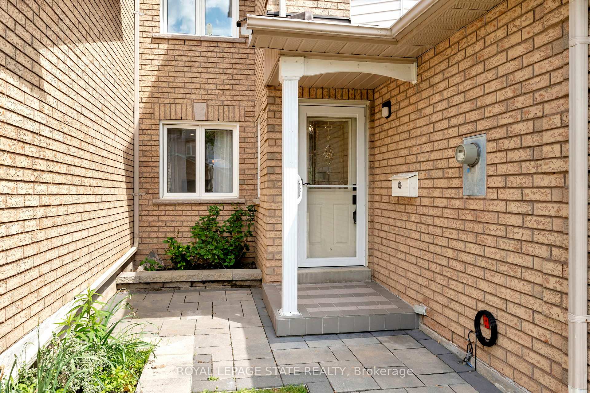 Photo 3 of Unit 72, 11 Pirie Drive, Hamilton, Dundas — HOMEH