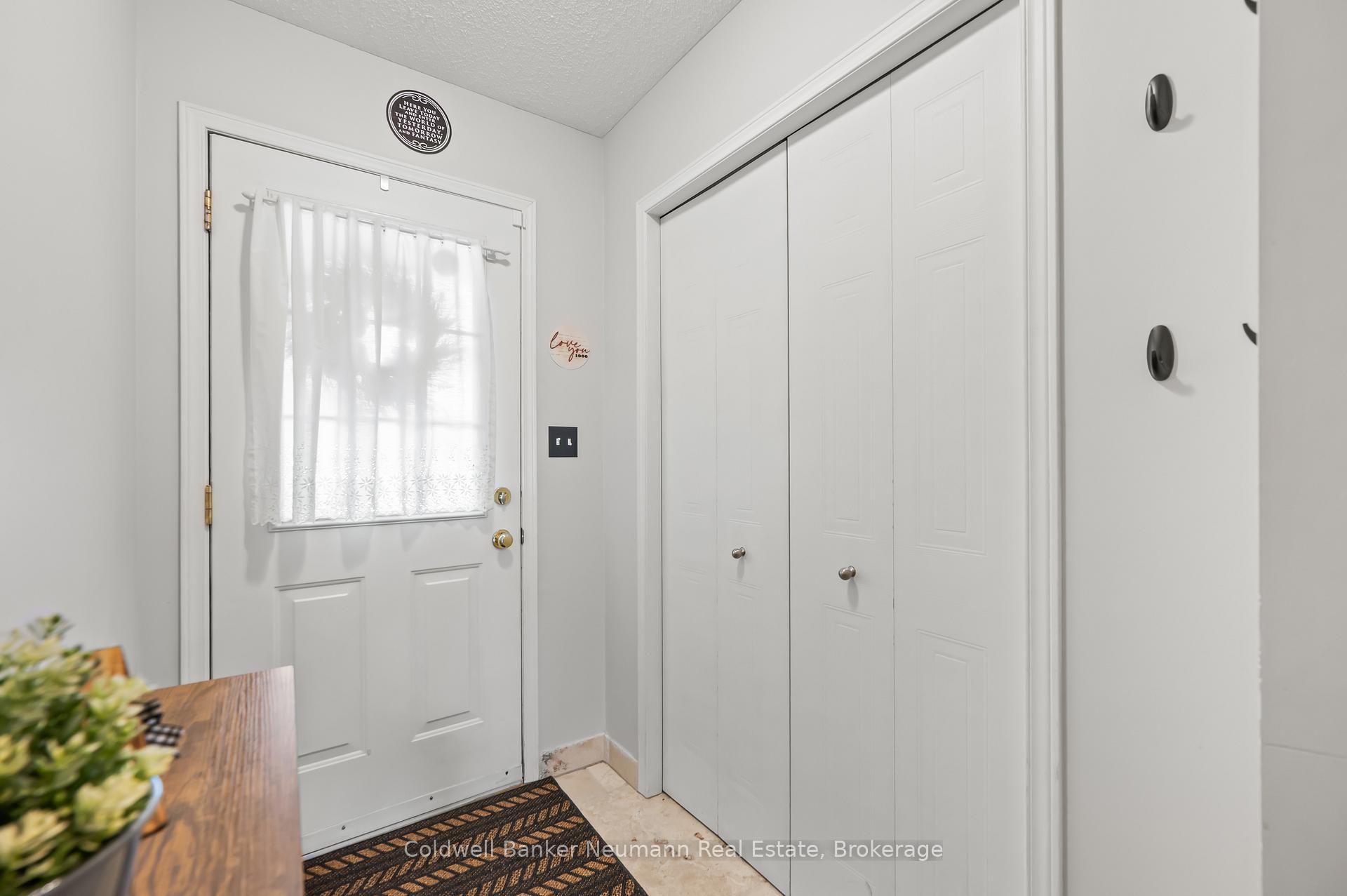 Photo 3 of Unit #87, 30 Imperial Road S, Guelph, Willow West/Sugarbush/West Acres — HOMEH