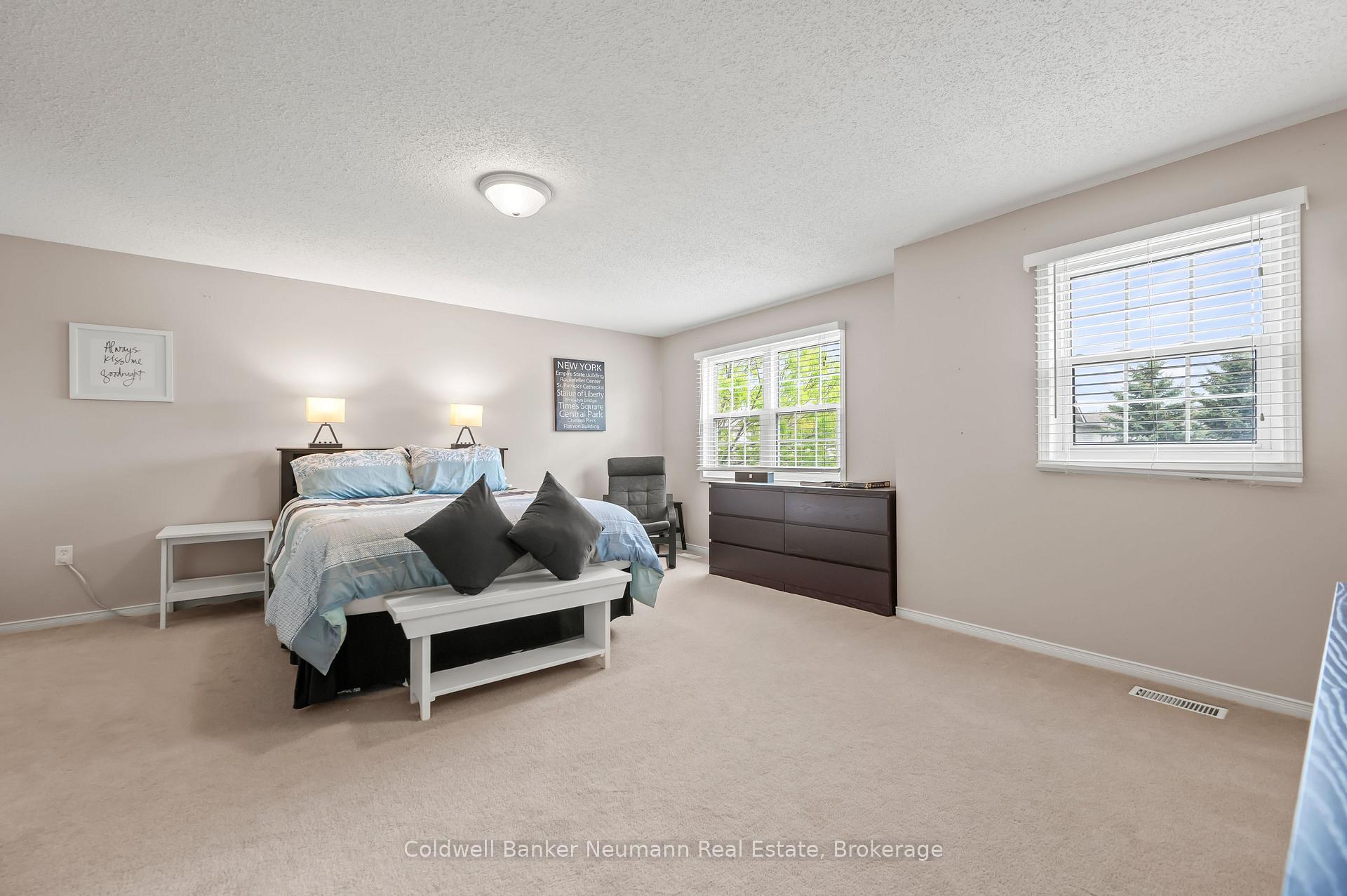 Photo 10 of Unit #87, 30 Imperial Road S, Guelph, Willow West/Sugarbush/West Acres — HOMEH
