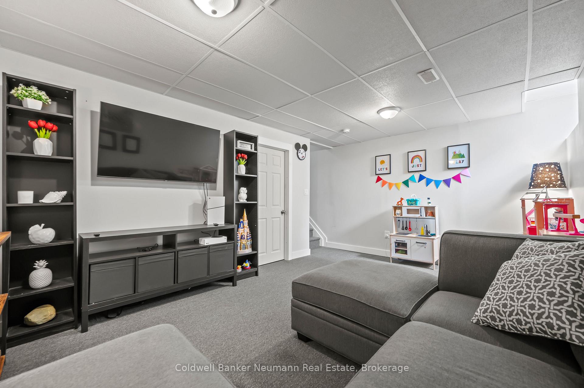 Photo 37 of Unit #87, 30 Imperial Road S, Guelph, Willow West/Sugarbush/West Acres — HOMEH