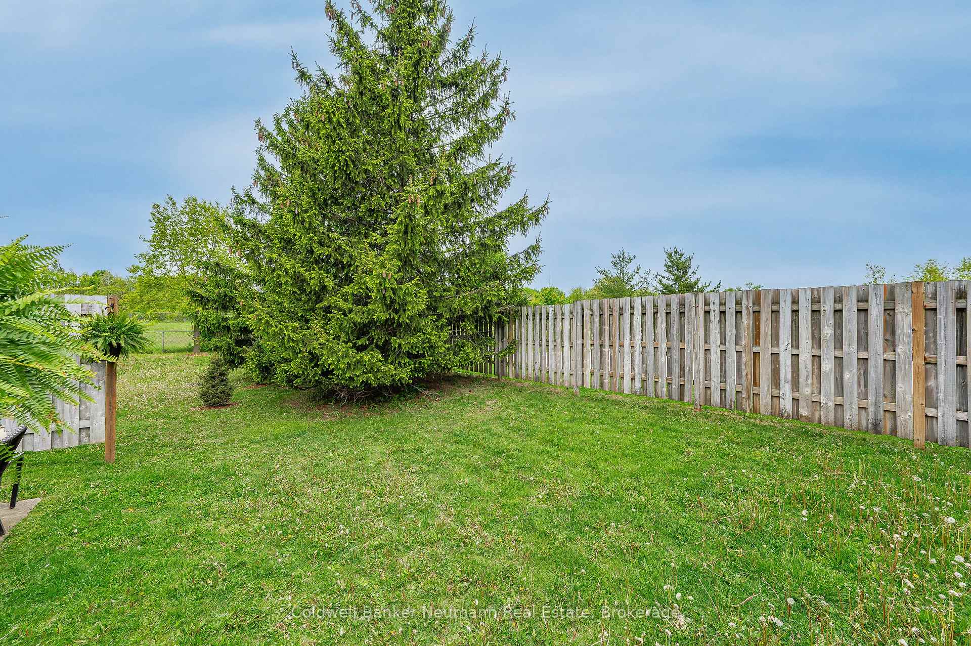 Photo 32 of Unit #87, 30 Imperial Road S, Guelph, Willow West/Sugarbush/West Acres — HOMEH
