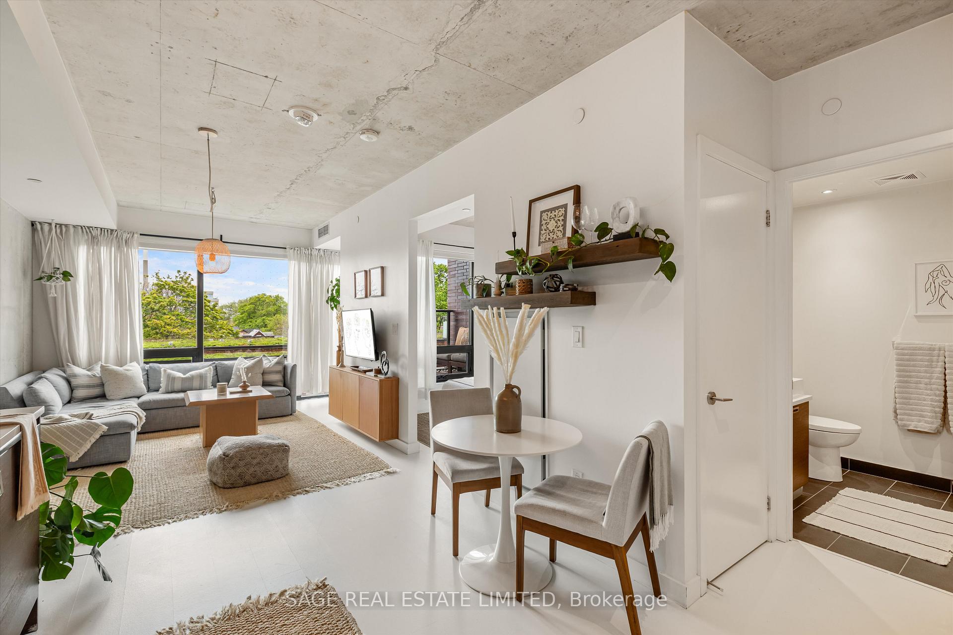 Photo 8 of Unit 406, 246 Logan Avenue, Toronto, South Riverdale — HOMEH