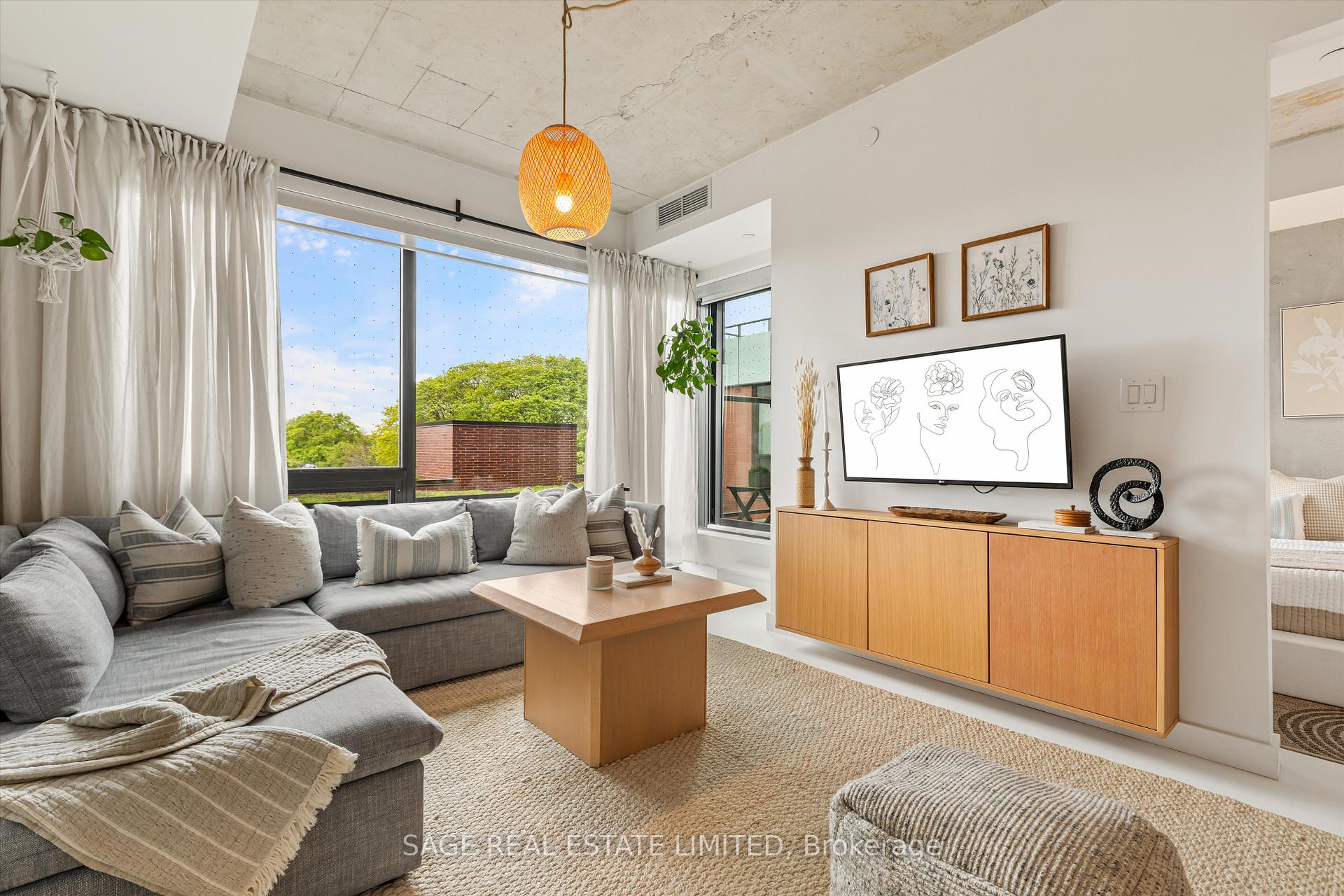 Photo 6 of Unit 406, 246 Logan Avenue, Toronto, South Riverdale — HOMEH