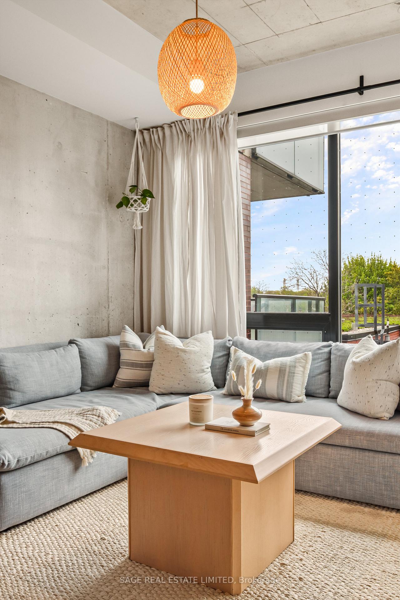 Photo 11 of Unit 406, 246 Logan Avenue, Toronto, South Riverdale — HOMEH