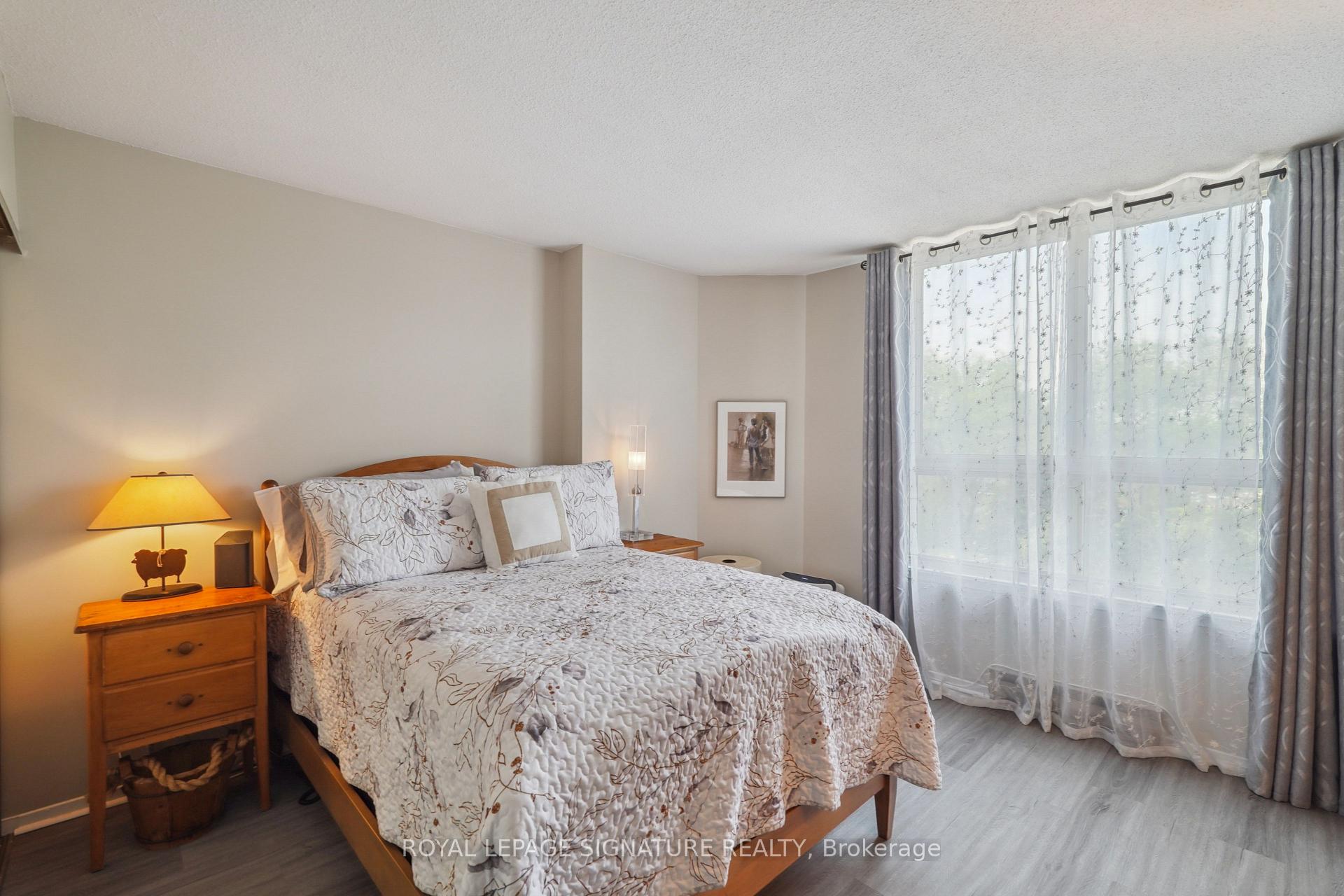 Photo 12 of Unit 407, 271 Ridley Boulevard, Toronto, Bedford Park-Nortown — HOMEH