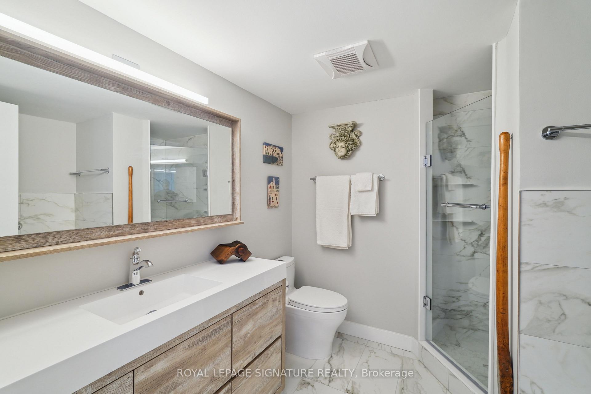Photo 15 of Unit 407, 271 Ridley Boulevard, Toronto, Bedford Park-Nortown — HOMEH