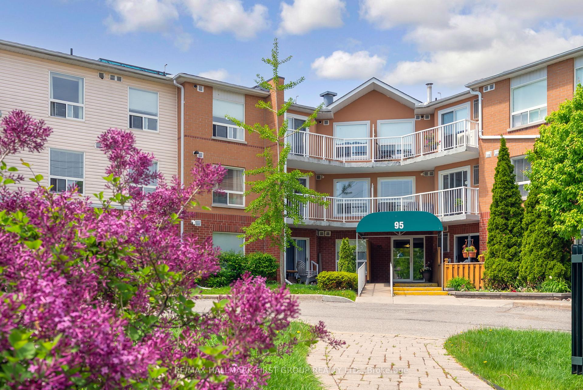 Photo 32 of Unit 201, 95 Wellington Street, Clarington, Bowmanville — HOMEH