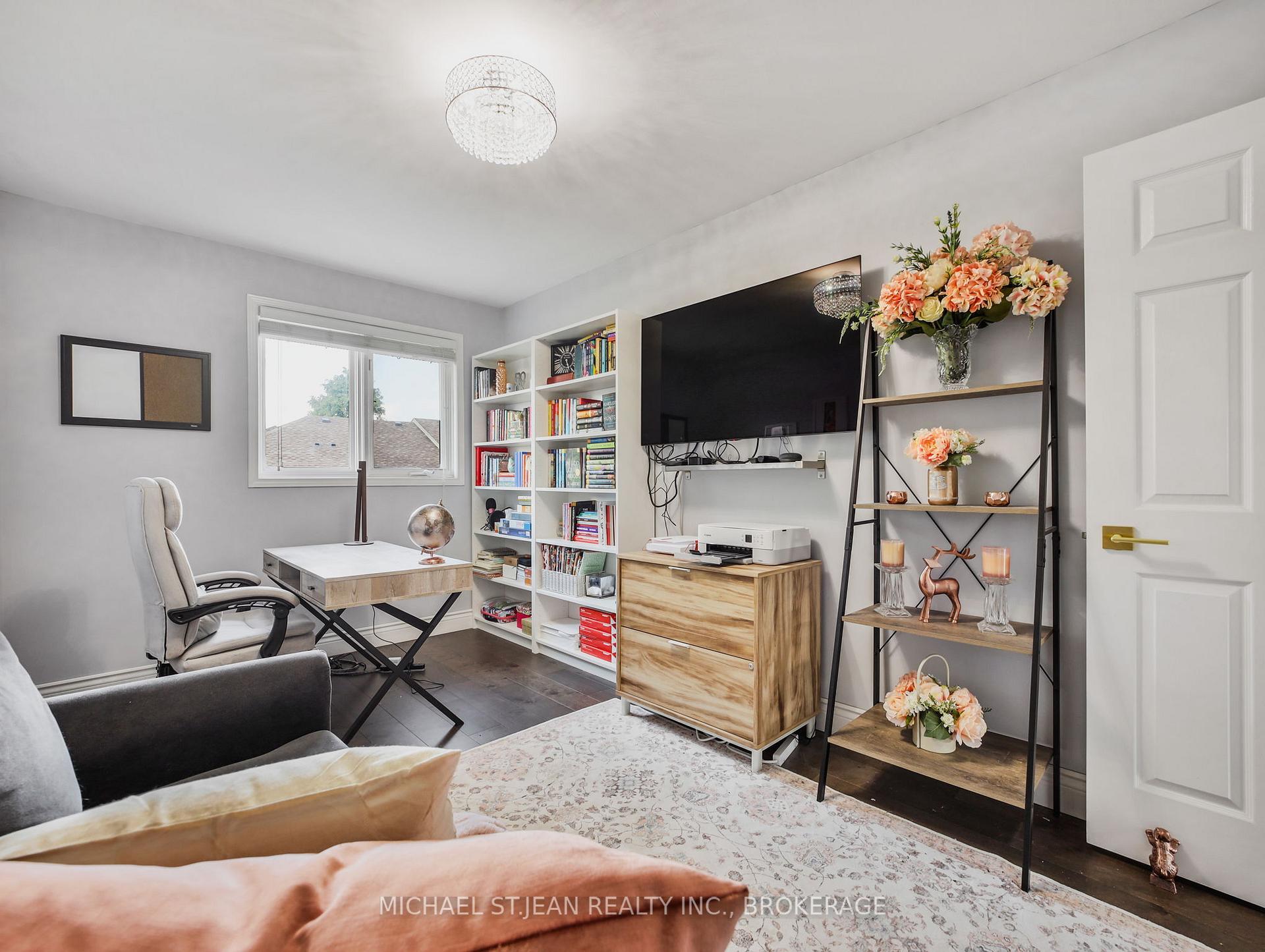 Photo 20 of Unit 33, 1889 Upper Wentworth Street, Hamilton, Allison — HOMEH