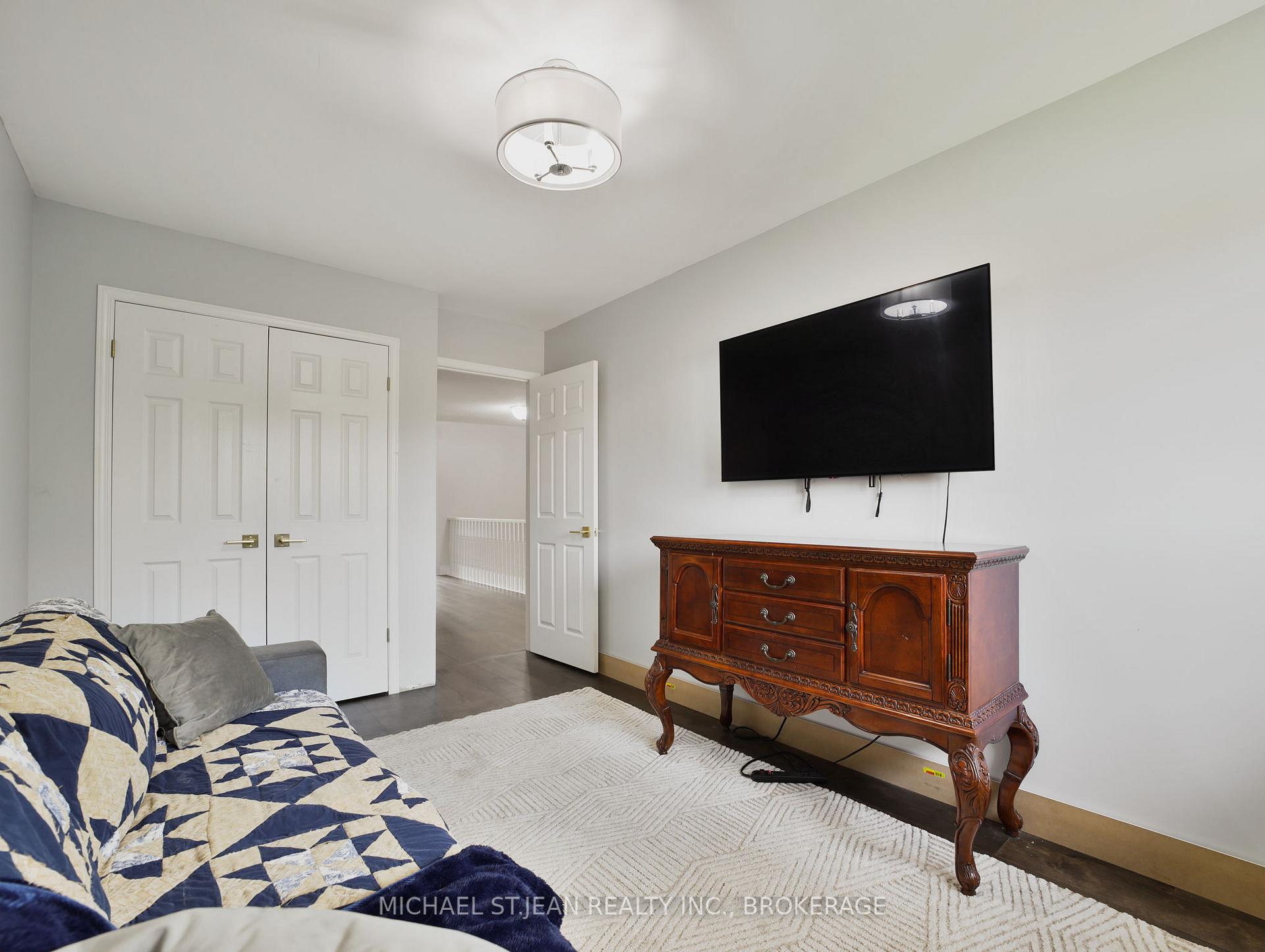 Photo 24 of Unit 33, 1889 Upper Wentworth Street, Hamilton, Allison — HOMEH