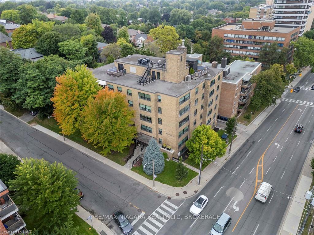 Photo 1 of Unit 505, 2 Ridelle Avenue, Toronto, Forest Hill North — HOMEH
