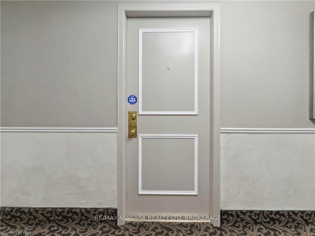 Photo 2 of Unit 505, 2 Ridelle Avenue, Toronto, Forest Hill North — HOMEH