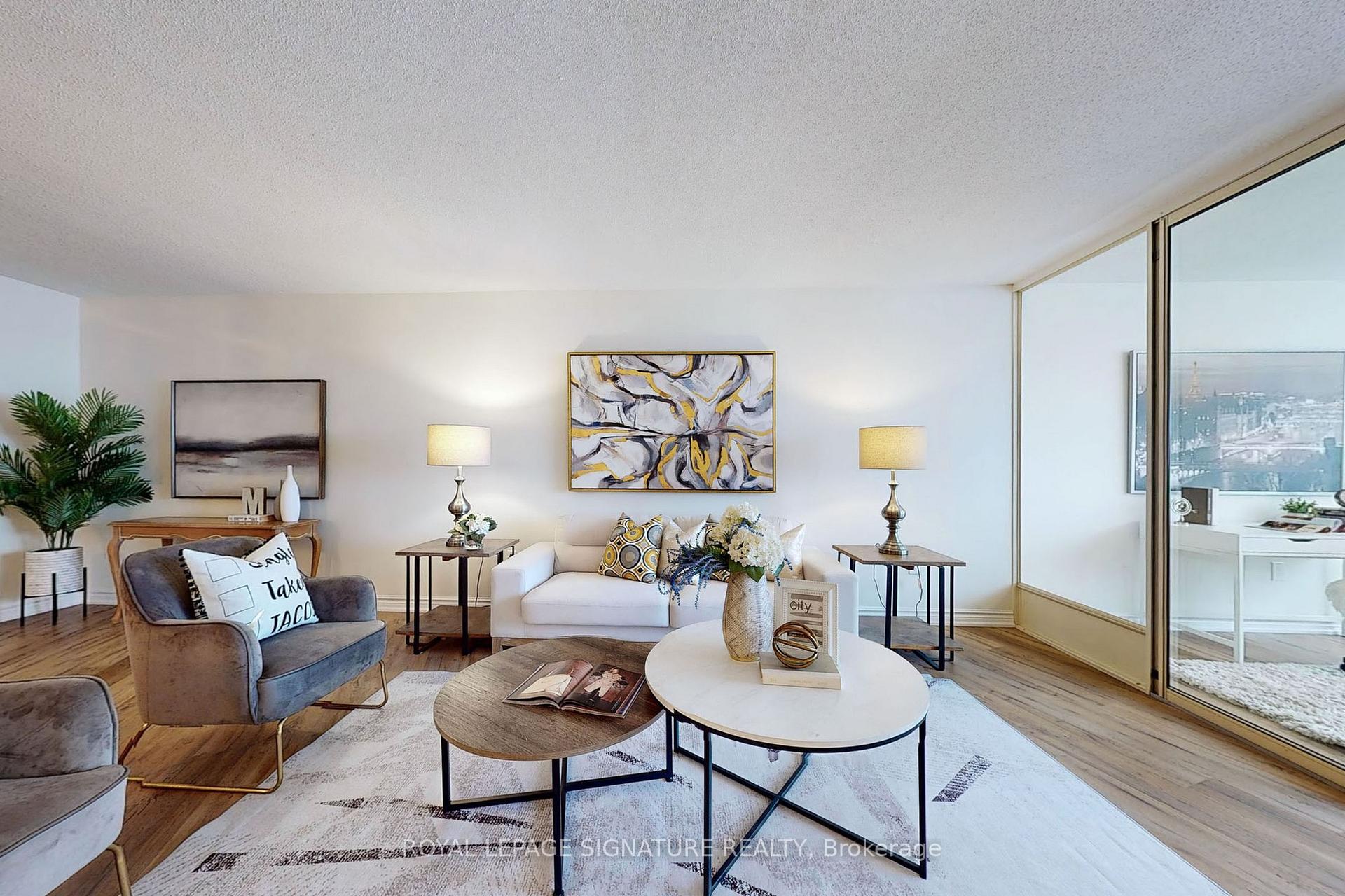 Photo 4 of Unit 510, 333 Clark Avenue W, Vaughan, Crestwood-Springfarm-Yorkhill — HOMEH
