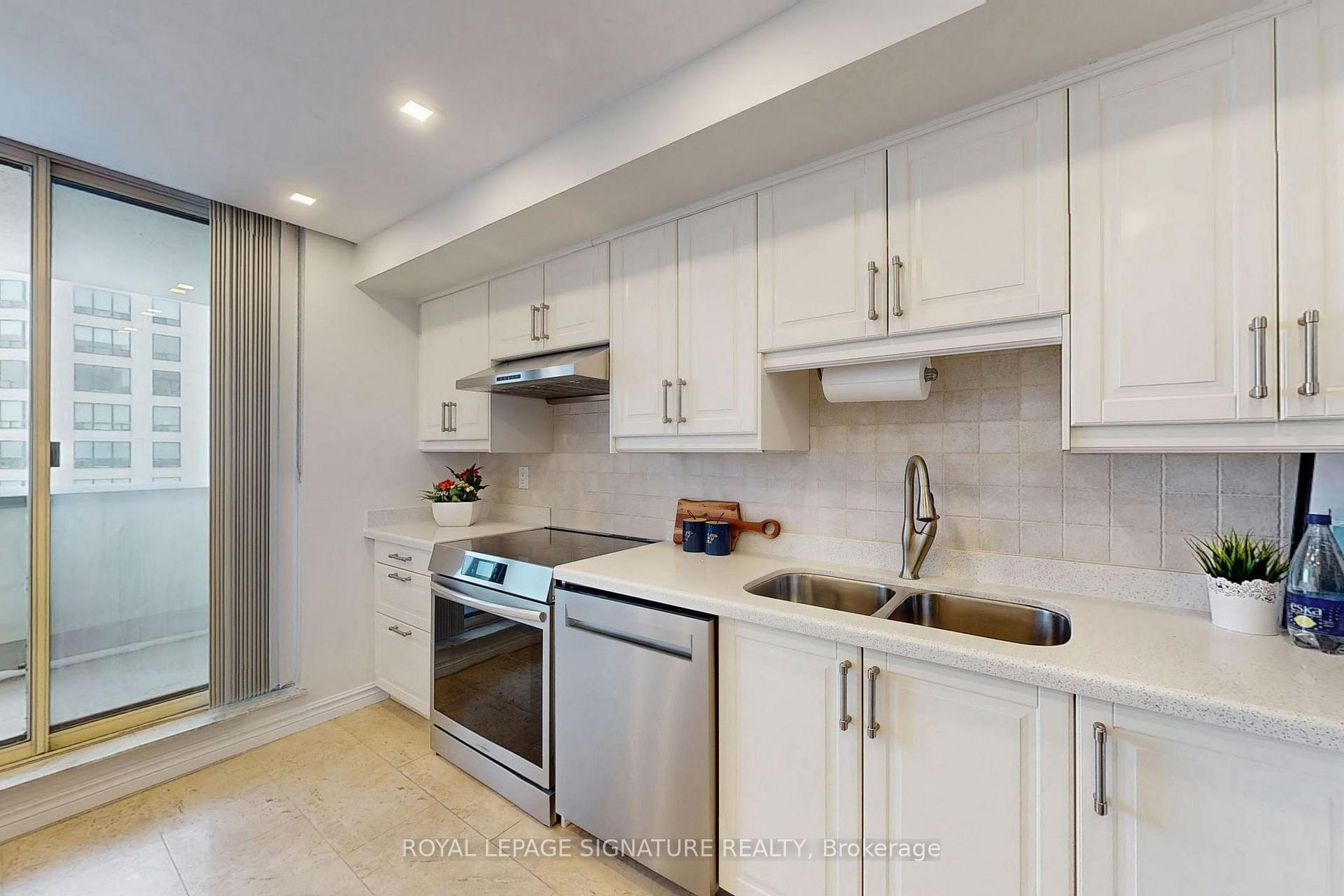 Photo 9 of Unit 510, 333 Clark Avenue W, Vaughan, Crestwood-Springfarm-Yorkhill — HOMEH