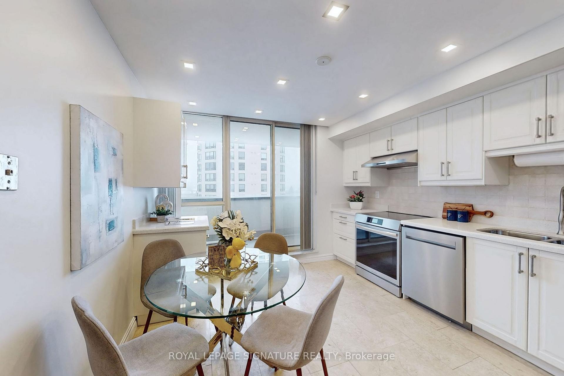 Photo 13 of Unit 510, 333 Clark Avenue W, Vaughan, Crestwood-Springfarm-Yorkhill — HOMEH