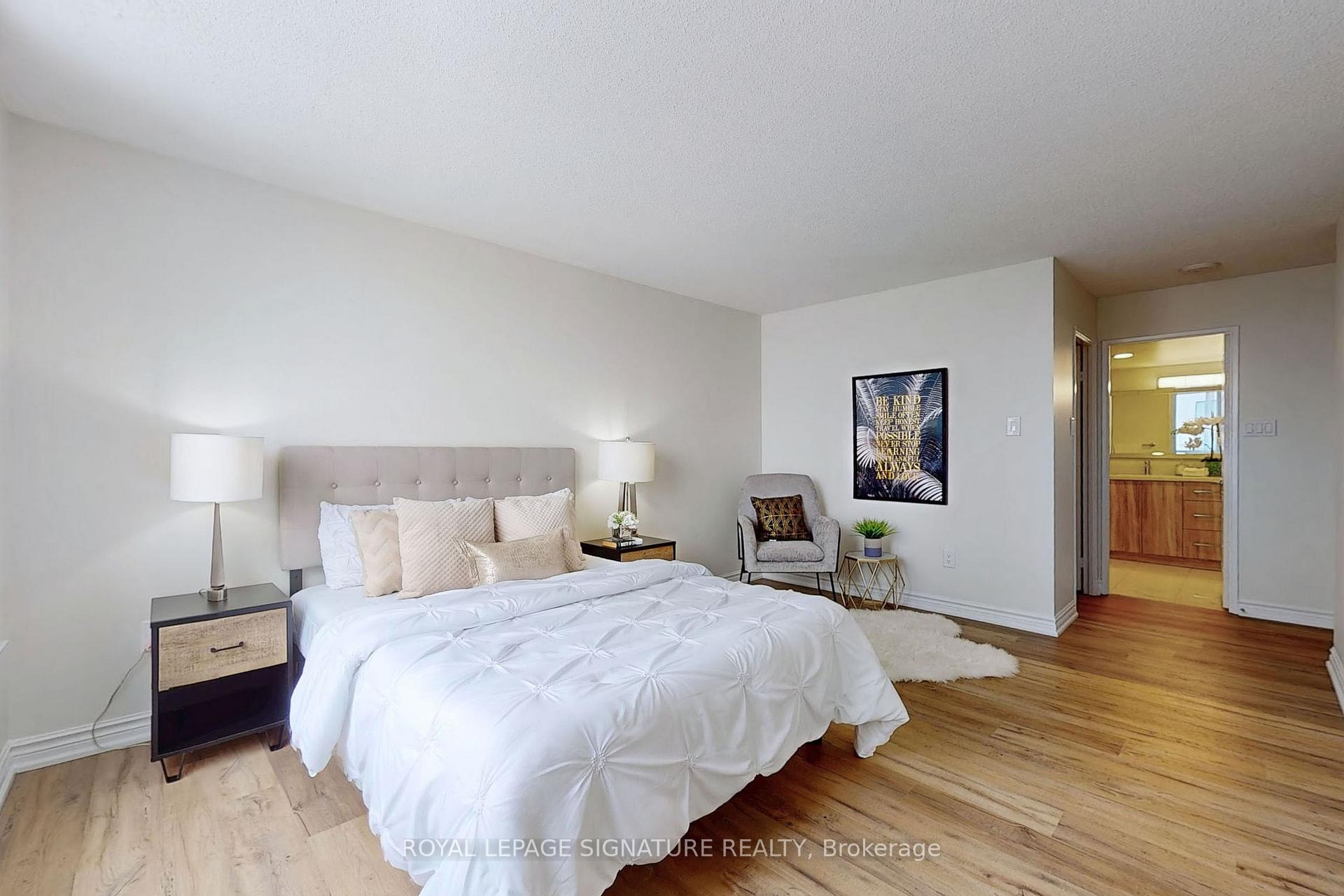 Photo 18 of Unit 510, 333 Clark Avenue W, Vaughan, Crestwood-Springfarm-Yorkhill — HOMEH