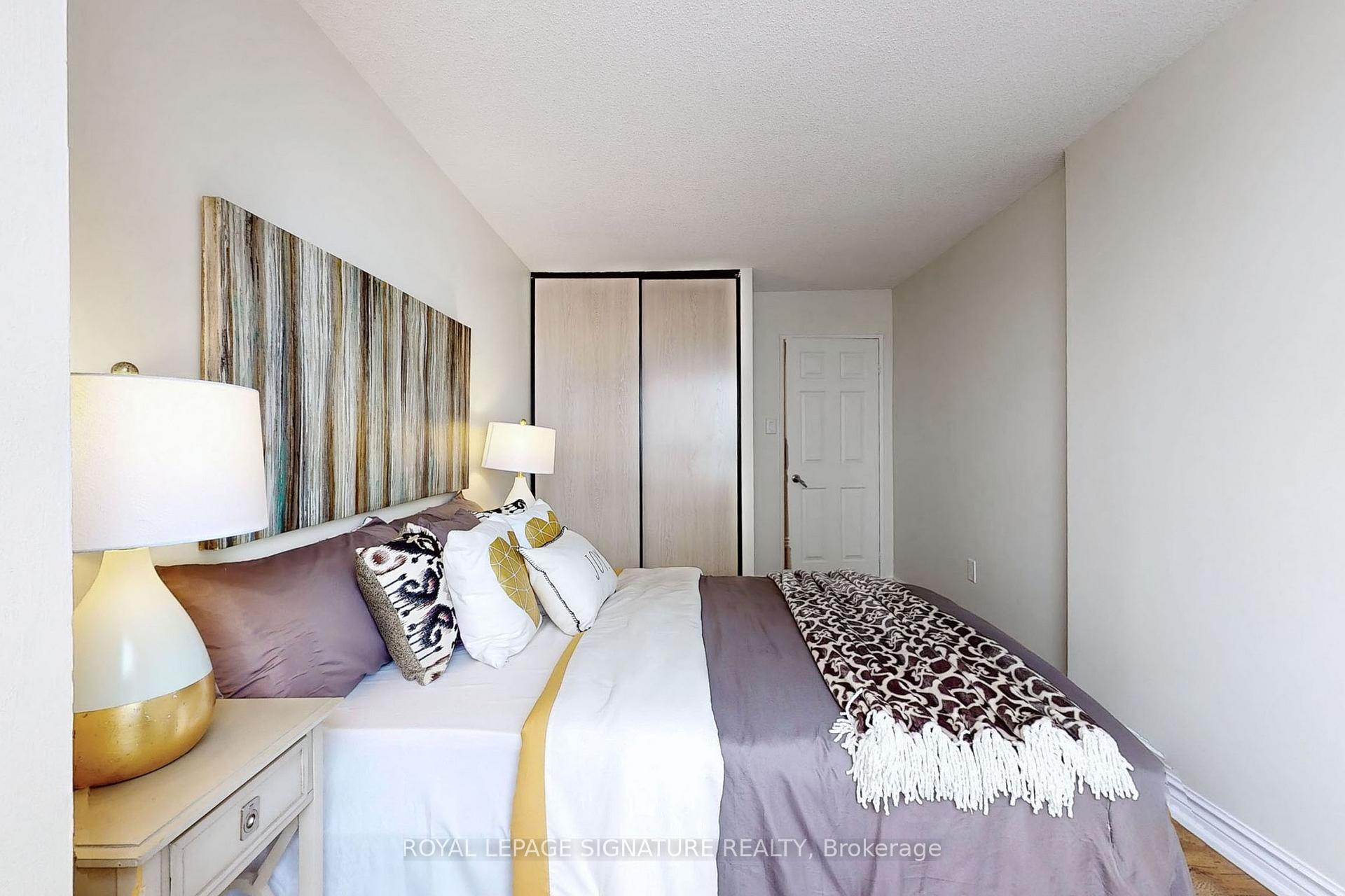 Photo 28 of Unit 510, 333 Clark Avenue W, Vaughan, Crestwood-Springfarm-Yorkhill — HOMEH