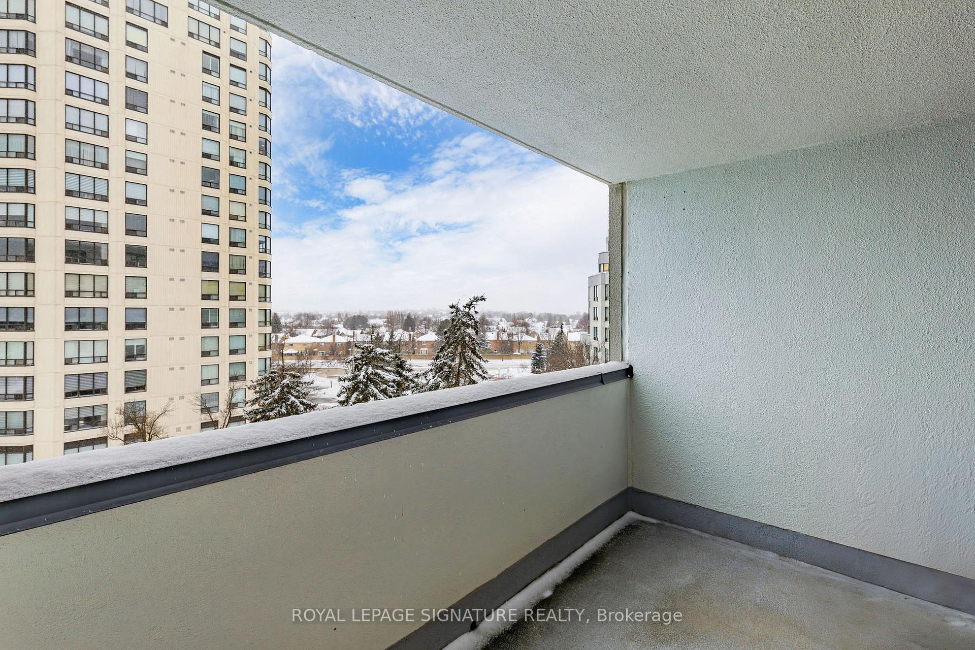 Photo 34 of Unit 510, 333 Clark Avenue W, Vaughan, Crestwood-Springfarm-Yorkhill — HOMEH