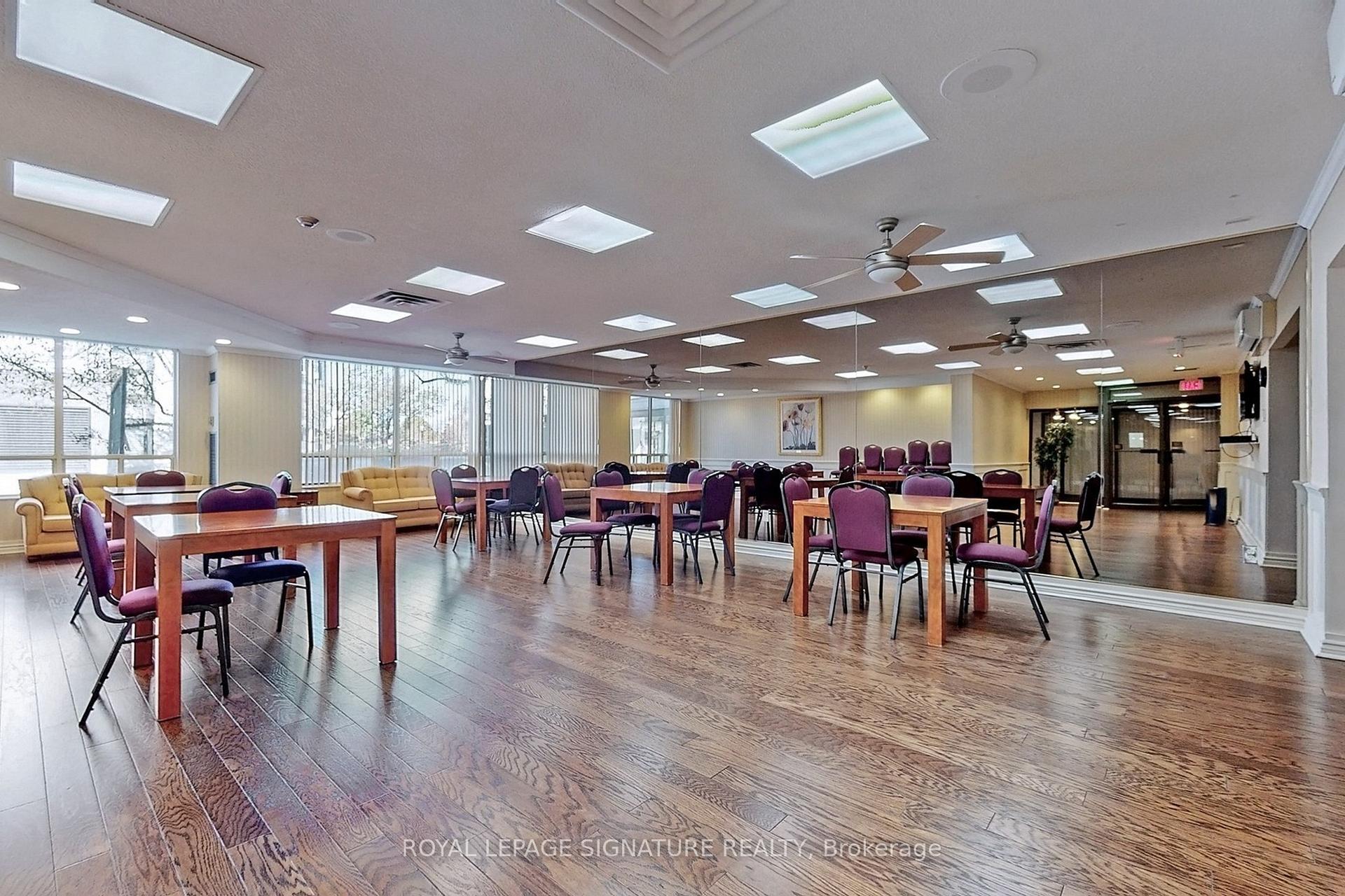 Photo 38 of Unit 510, 333 Clark Avenue W, Vaughan, Crestwood-Springfarm-Yorkhill — HOMEH