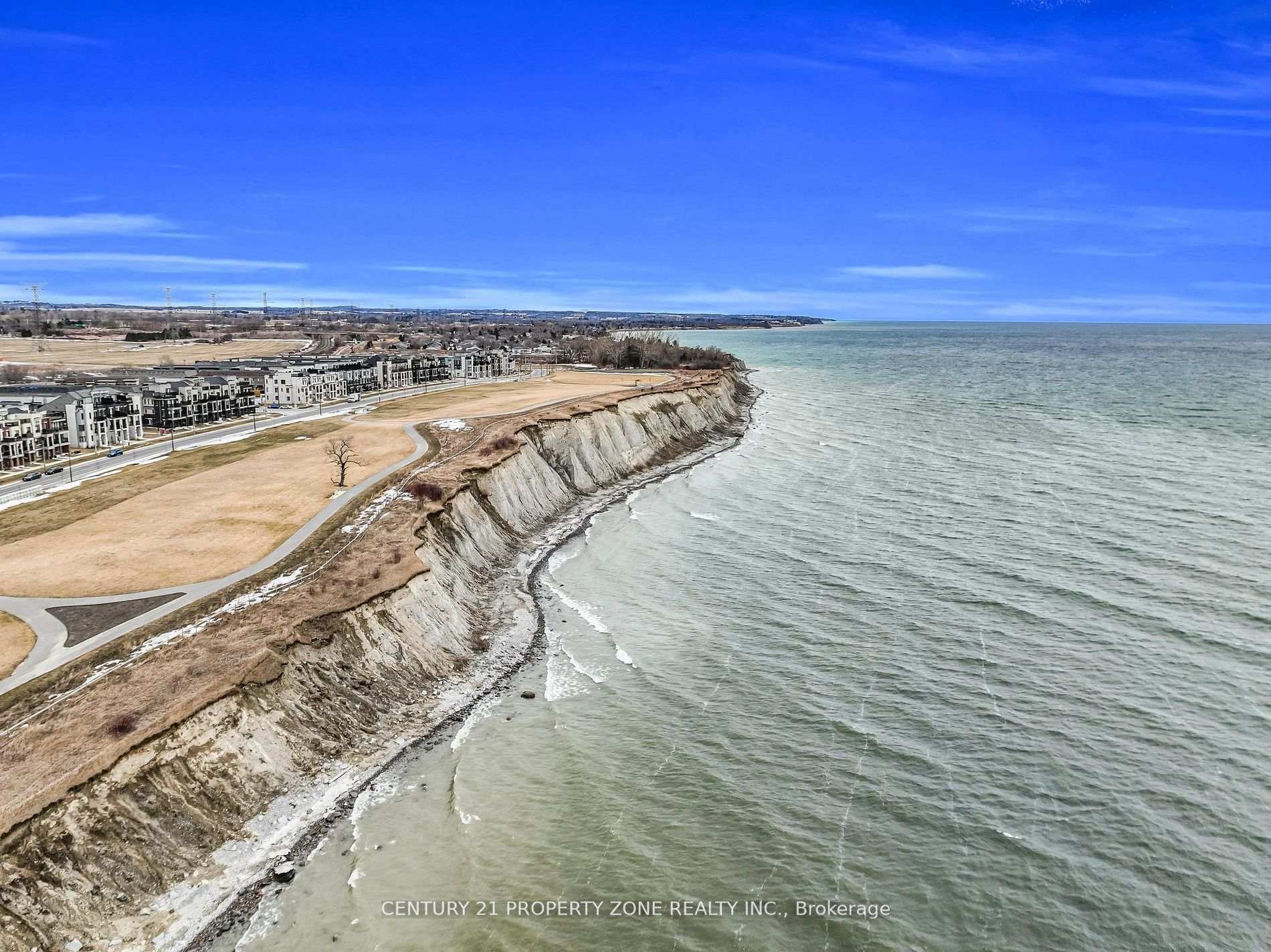 Photo 18 of 6A Lookout Drive, Clarington, Bowmanville — HOMEH