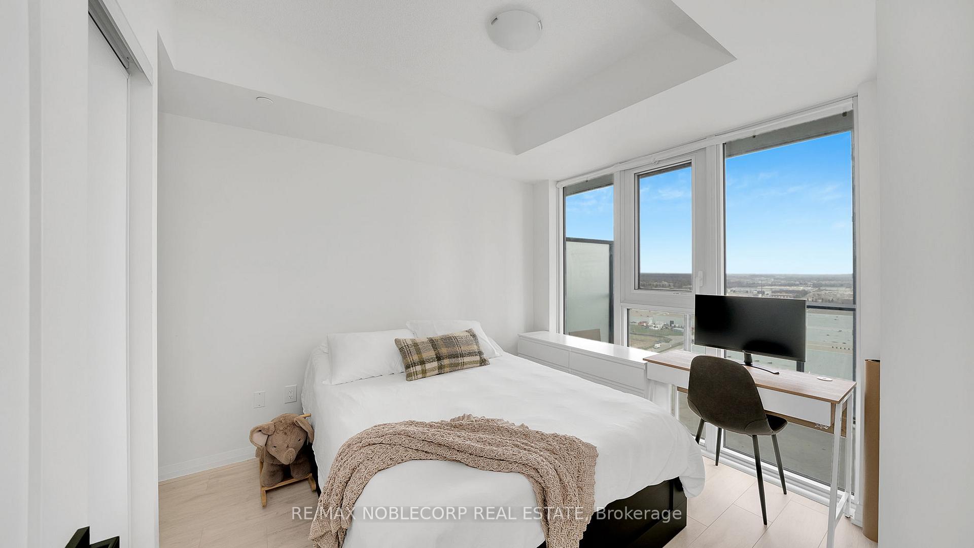 Photo 16 of Unit 2214, 9000 Jane Street, Vaughan, Concord — HOMEH