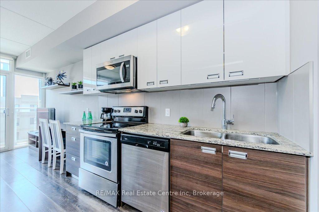 Photo 2 of Unit 612, 308 Lester Street, Waterloo — HOMEH