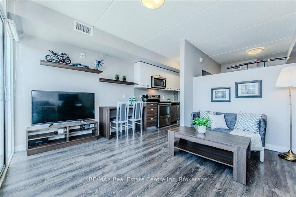 Photo 19 of Unit 612, 308 Lester Street, Waterloo — HOMEH