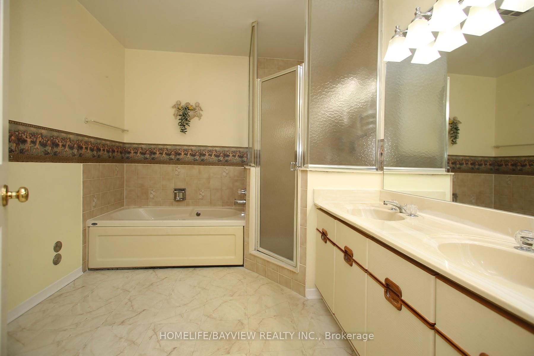 Photo 20 of Unit 126, 25 Austin Drive, Markham, Markville — HOMEH