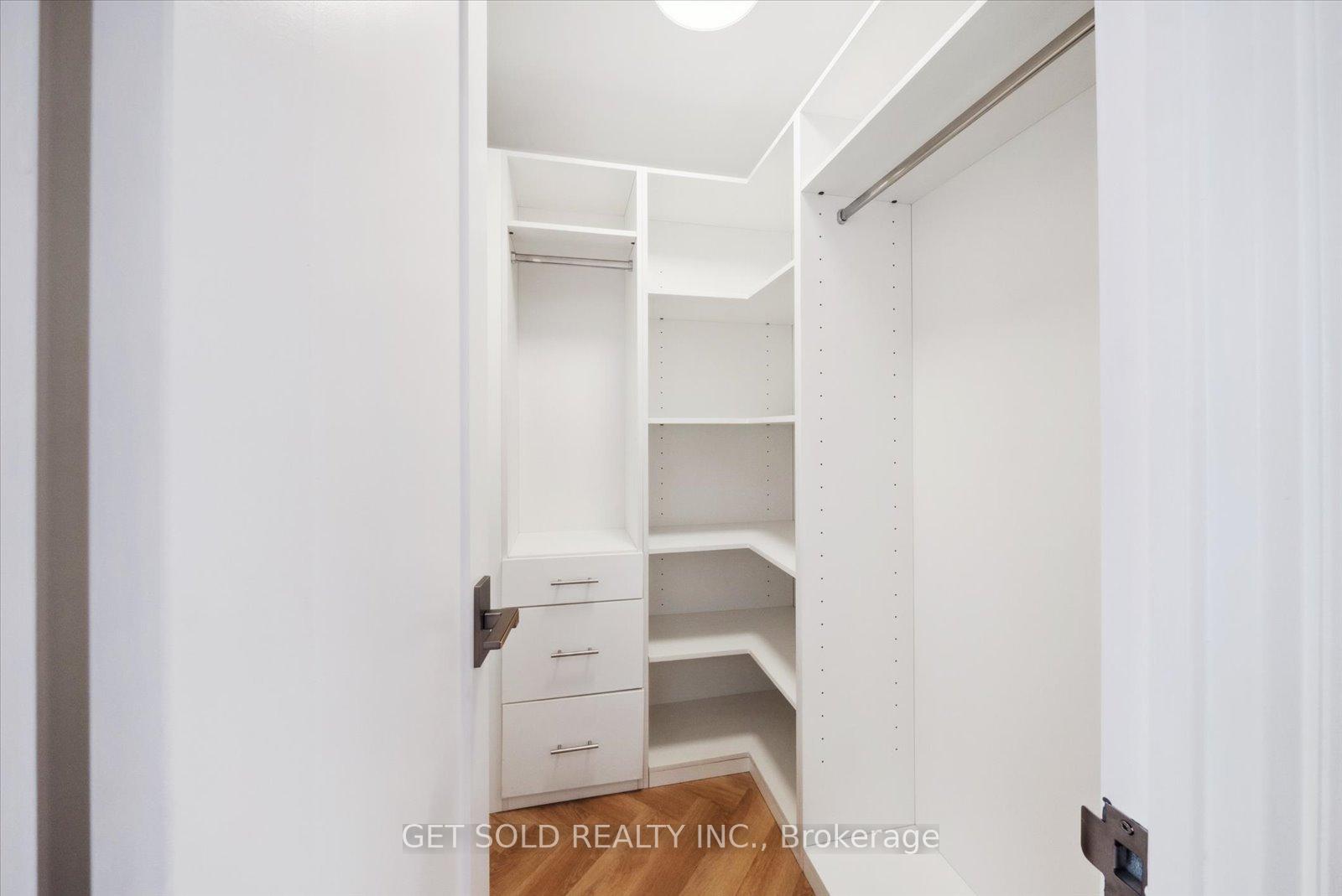 Photo 21 of Unit 1108, 7300 Yonge Street, Vaughan, Crestwood-Springfarm-Yorkhill — HOMEH