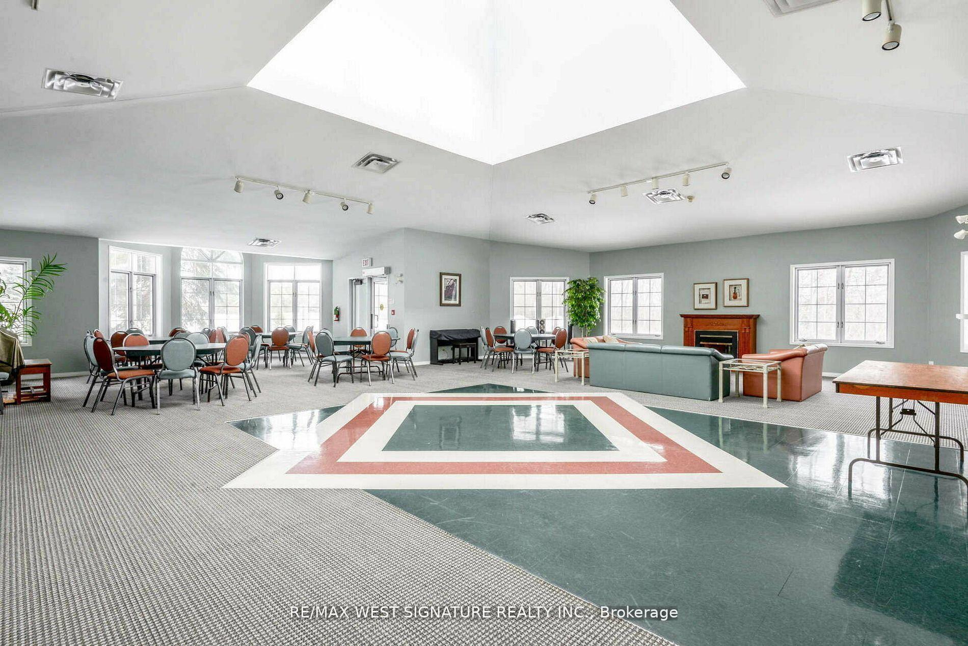 Photo 19 of Unit 106, 75 Treelawn Boulevard, Vaughan, Kleinburg — HOMEH