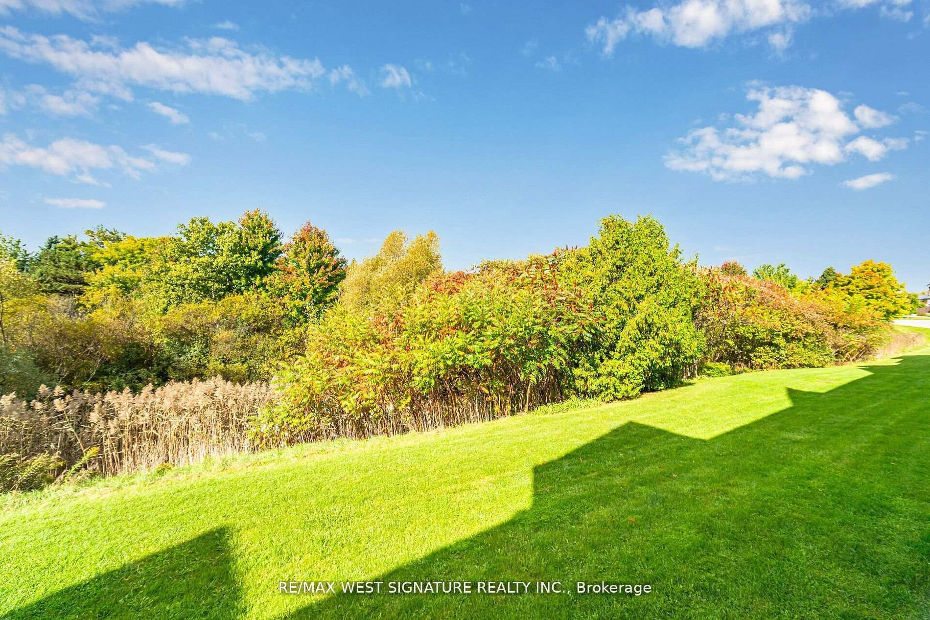 Photo 24 of Unit 106, 75 Treelawn Boulevard, Vaughan, Kleinburg — HOMEH