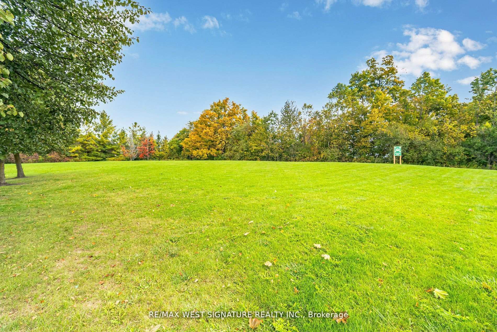 Photo 30 of Unit 106, 75 Treelawn Boulevard, Vaughan, Kleinburg — HOMEH
