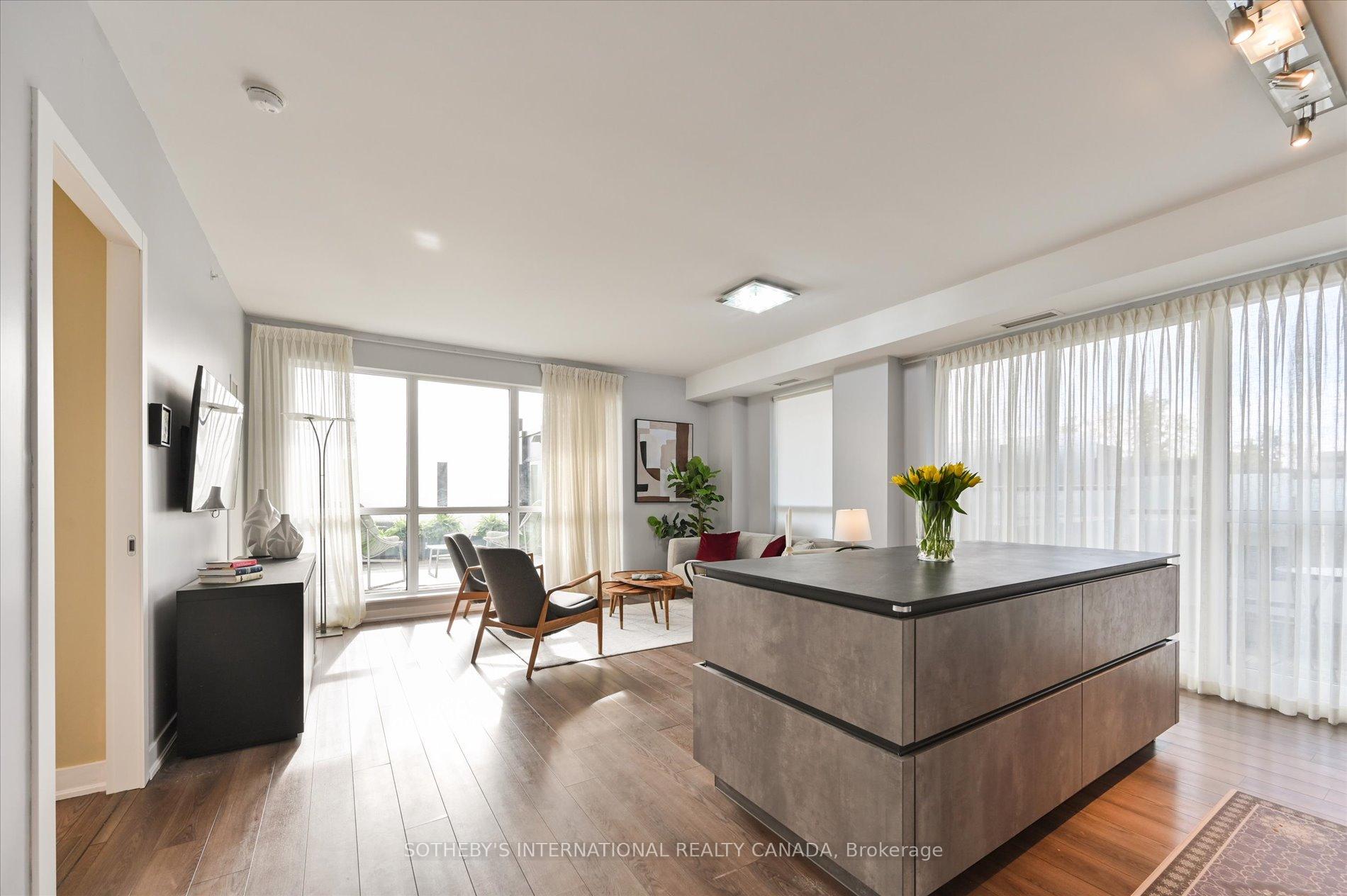 Photo 3 of Unit 408, 60 Berwick Avenue, Toronto, Yonge-Eglinton — HOMEH