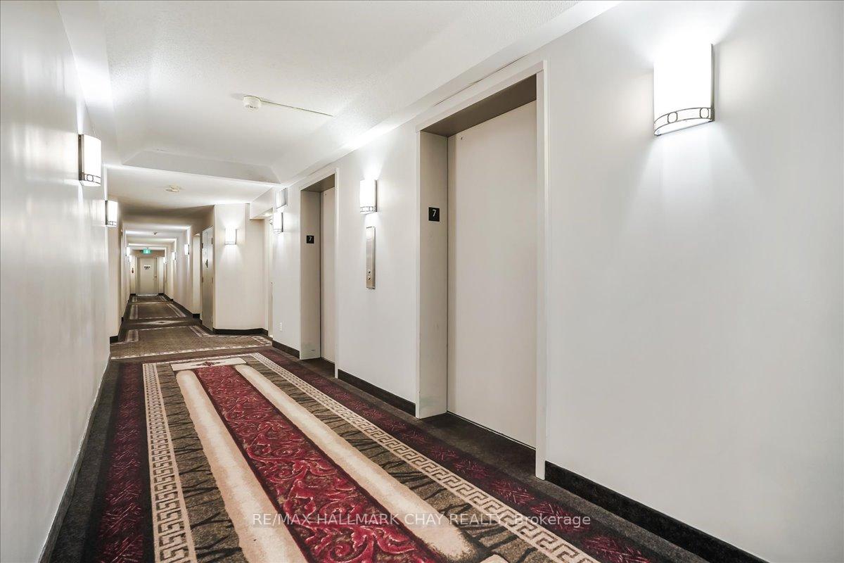 Photo 4 of Unit 805, 140 Dunlop Street E, Barrie, City Centre — HOMEH