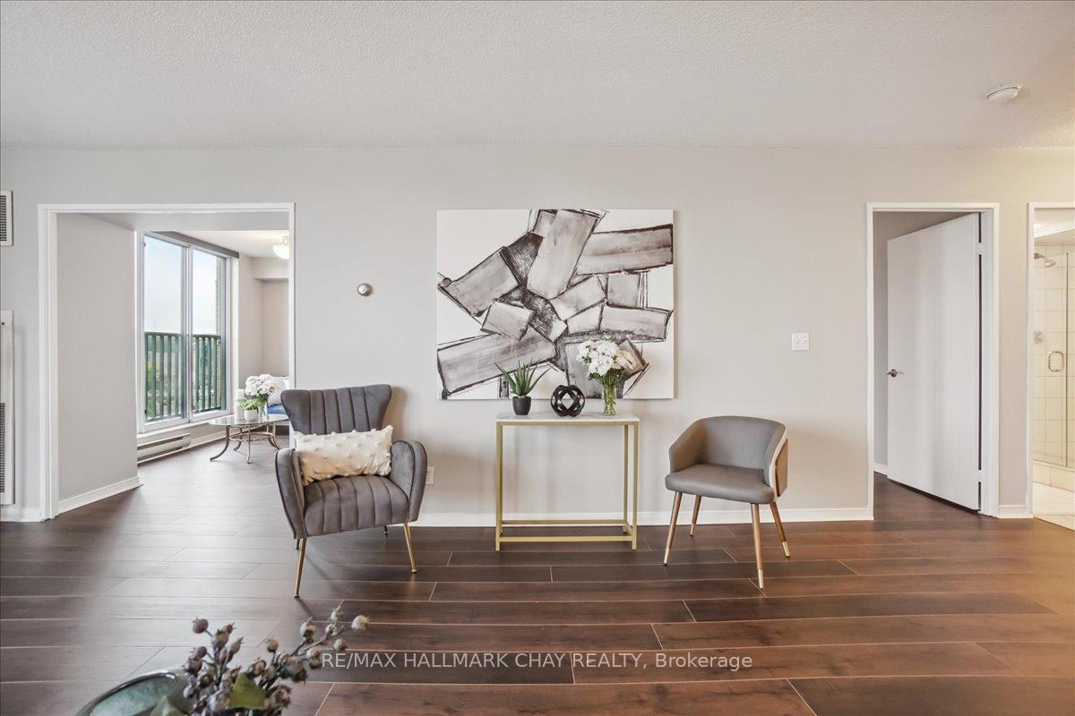 Photo 12 of Unit 805, 140 Dunlop Street E, Barrie, City Centre — HOMEH