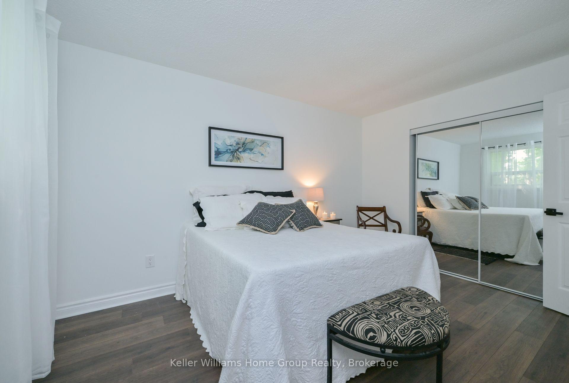 Photo 13 of 286 Whitehead Crescent, Caledon, Bolton North — HOMEH