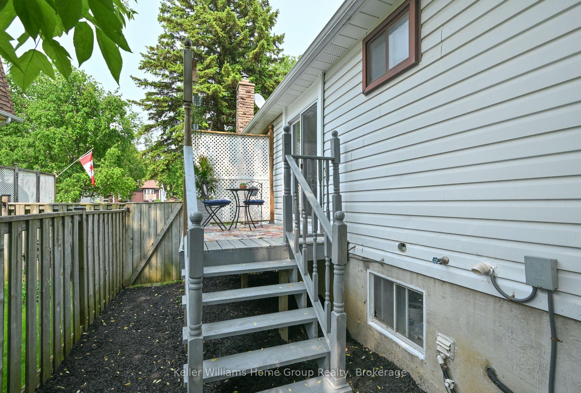 Photo 33 of 286 Whitehead Crescent, Caledon, Bolton North — HOMEH