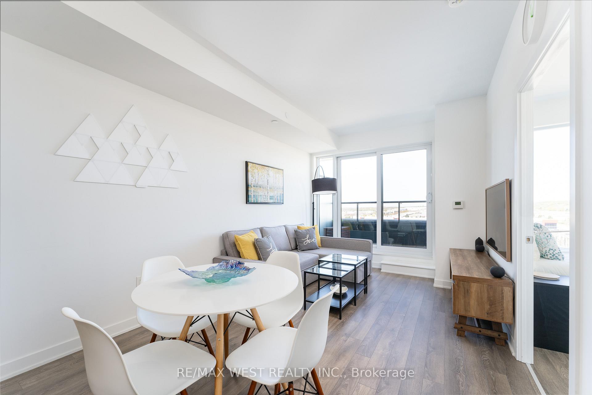 Photo 1 of Unit 924, 100 Eagle Rock Way, Vaughan, Rural Vaughan — HOMEH