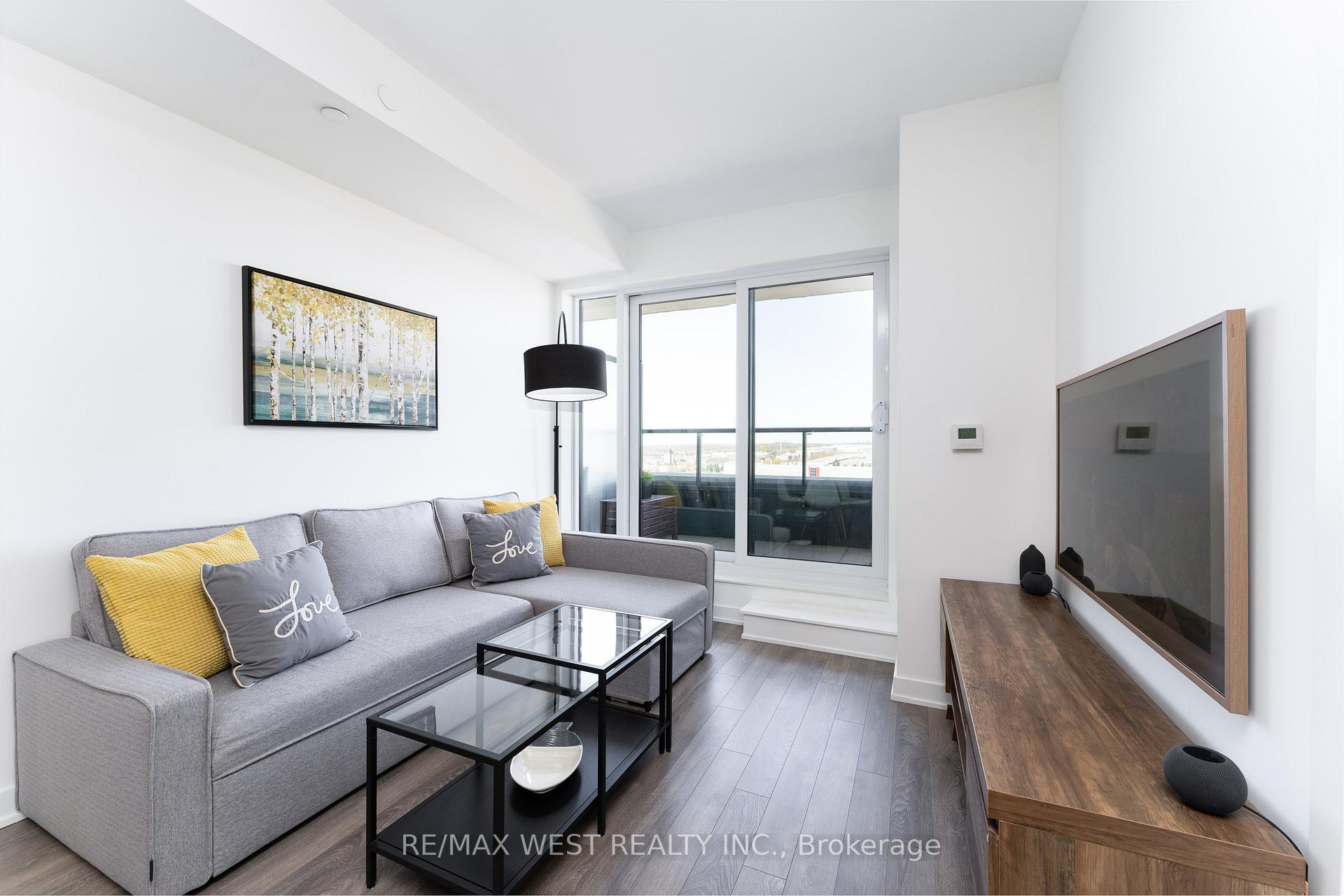 Photo 7 of Unit 924, 100 Eagle Rock Way, Vaughan, Rural Vaughan — HOMEH