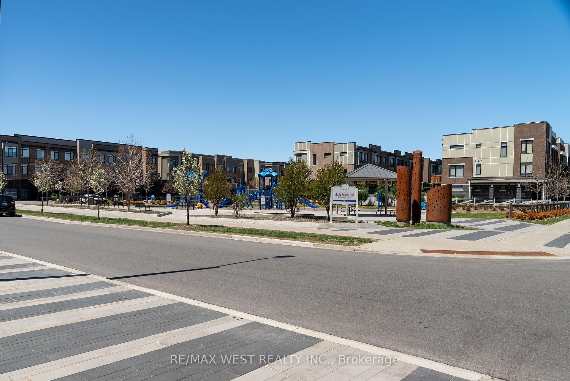 Photo 28 of Unit 924, 100 Eagle Rock Way, Vaughan, Rural Vaughan — HOMEH
