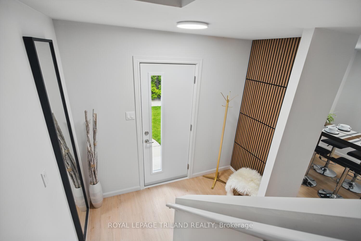 Photo 3 of Unit 4, 470 Second Street, London, East H — HOMEH